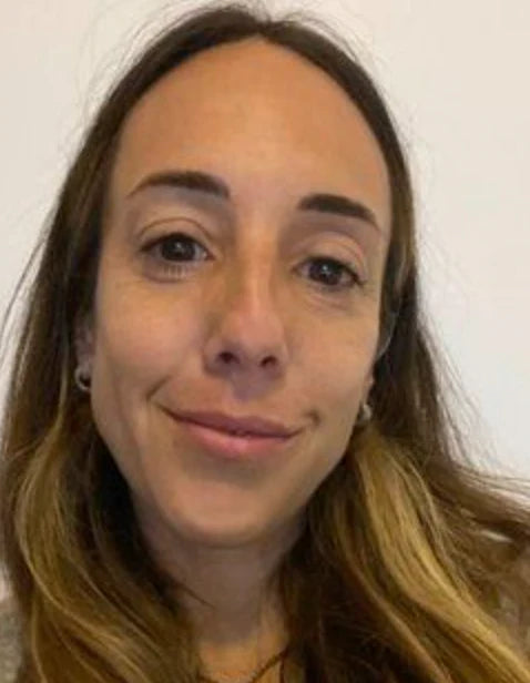 <em>Laura M.</em>
